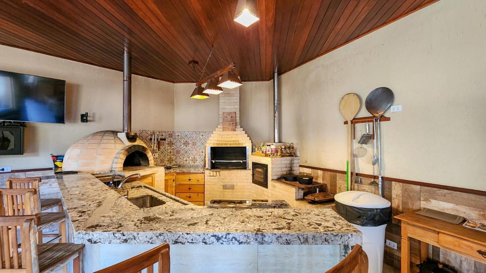 Excelente Casa, Bairro Nobre Em Campos Do Jordao Villa Bagian luar foto